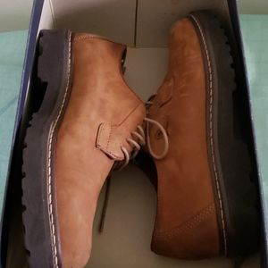 Men's shoes
